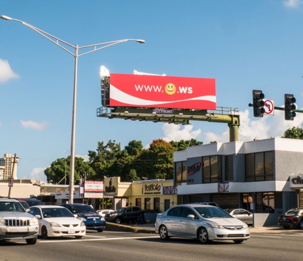 Coca-cola leva felicidade para a web