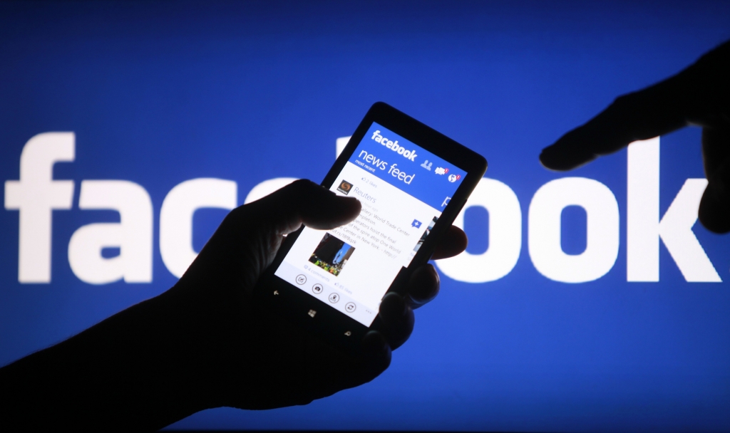 Facebook compra aplicativo de e-commerce